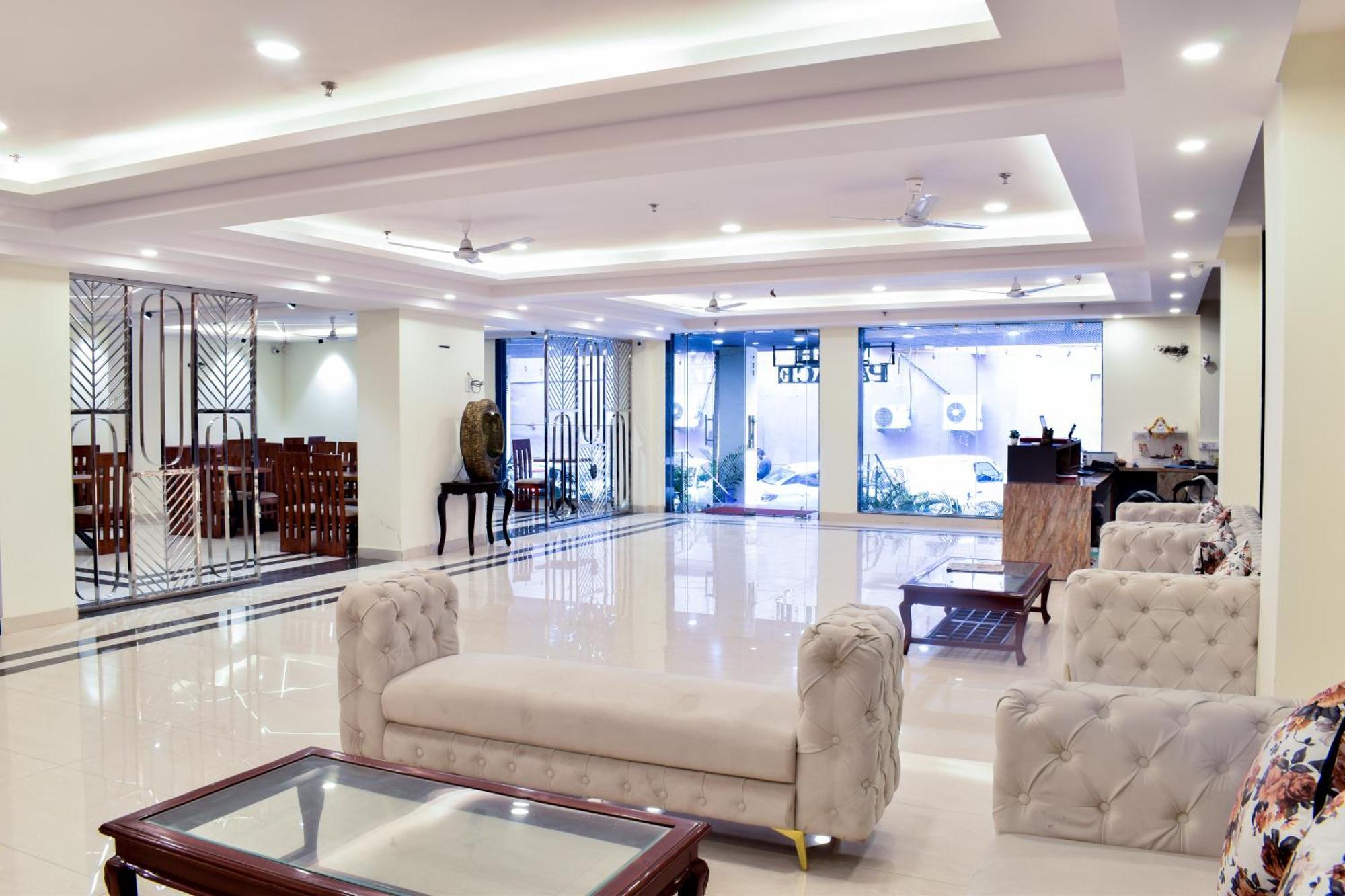 Hotel Yash Palace Nueva Delhi Exterior foto